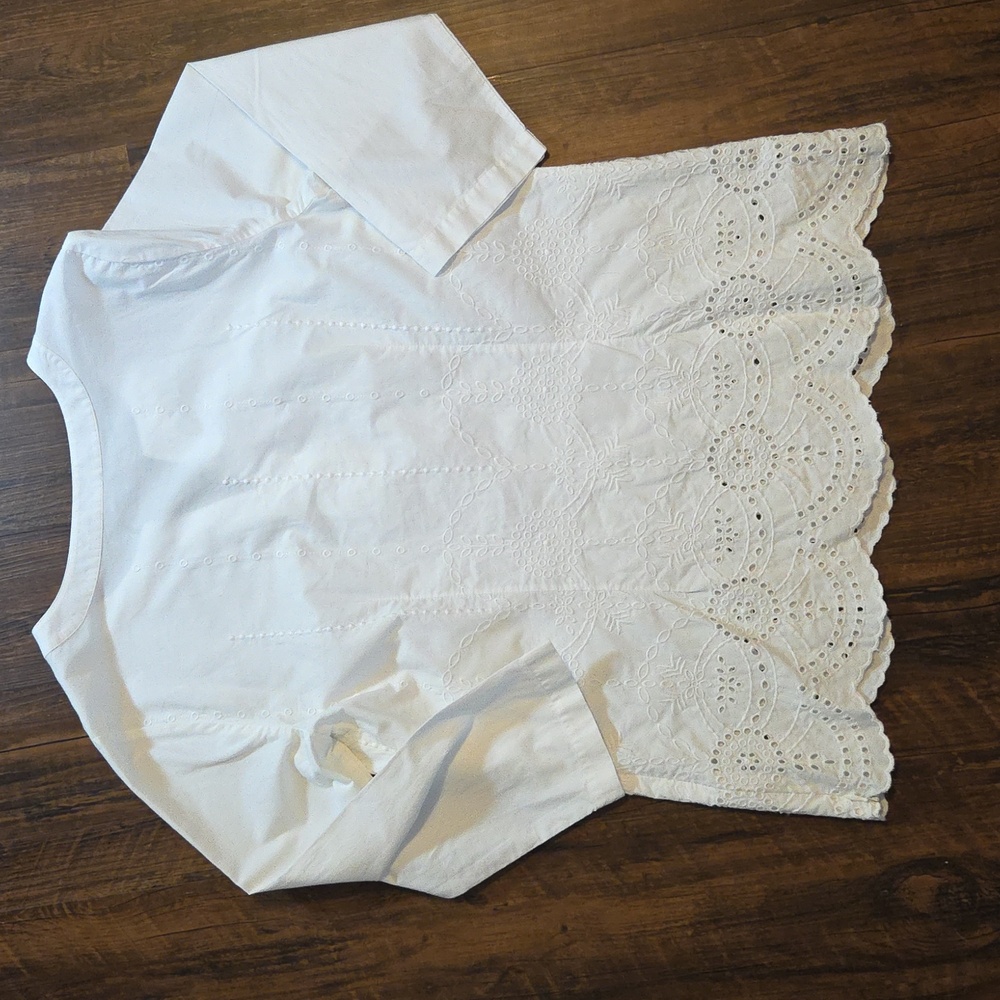 Talbots White Embroidered Blouse Size Medium - Picture 6 of 7